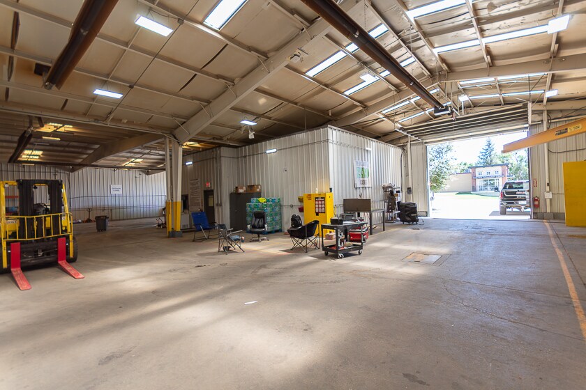 More Photos Of 923-937 A St, Greeley Warehouse For Sale