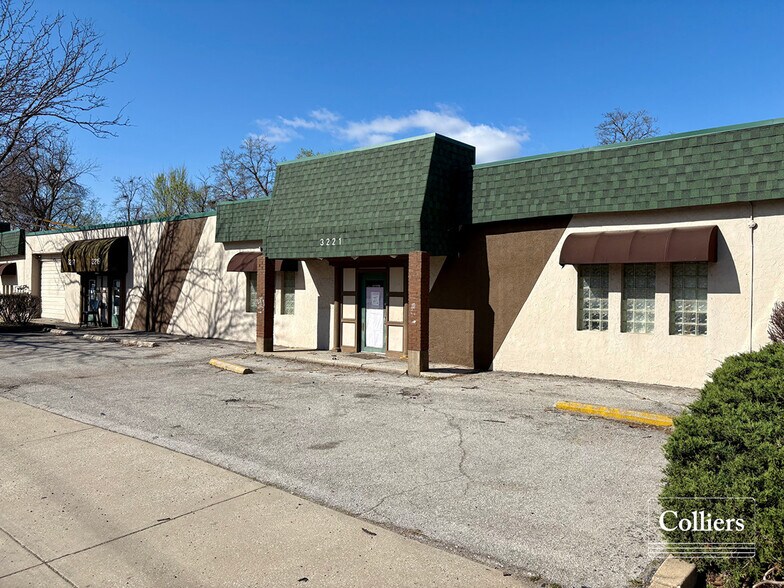 More Photos Of 3215-3223 Woodson Rd, Saint Louis Industrial For Lease