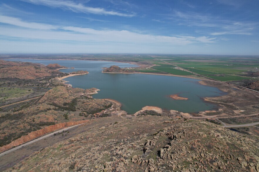 More Photos Of 42851 E County Road 1470, Lone Wolf Land For Sale