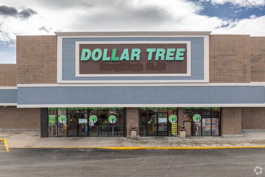 More Photos Of 1350 W Main St, Sterling Unknown For Lease