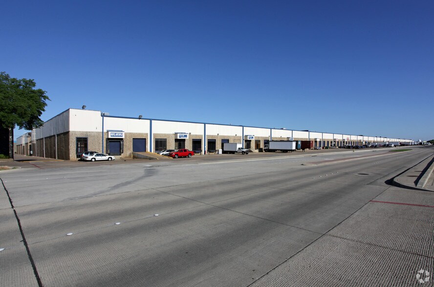 Primary Photo Of 1401-1815 Kelly Blvd, Carrollton Distribution For Lease