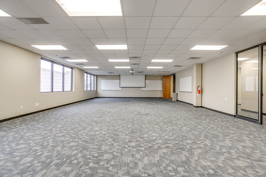 More Photos Of 10200 Plano Rd, Dallas Office For Lease