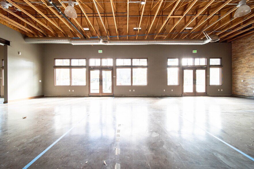 More Photos Of 27 Devine St, San Jose Storefront Retail Office For Sale