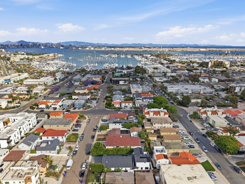 More Photos Of 3129 Emerson St, San Diego Apartments For Sale