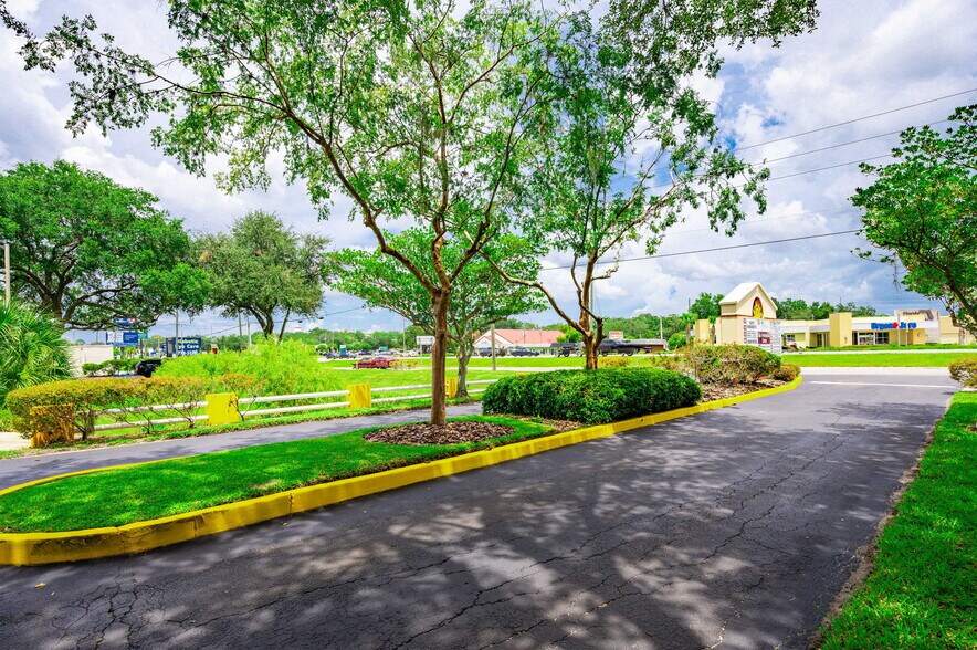 More Photos Of 6719 Gall Blvd, Zephyrhills Medical For Sale