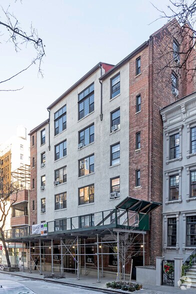 More Photos Of 251 W 71st St, New York Multifamily For Sale