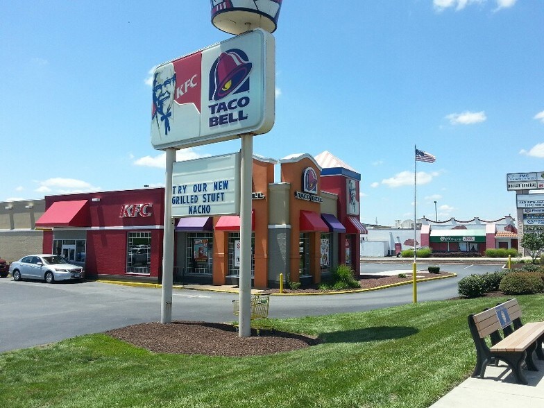 More Photos Of 12-40 Georgetown Plz, Georgetown Unknown For Lease