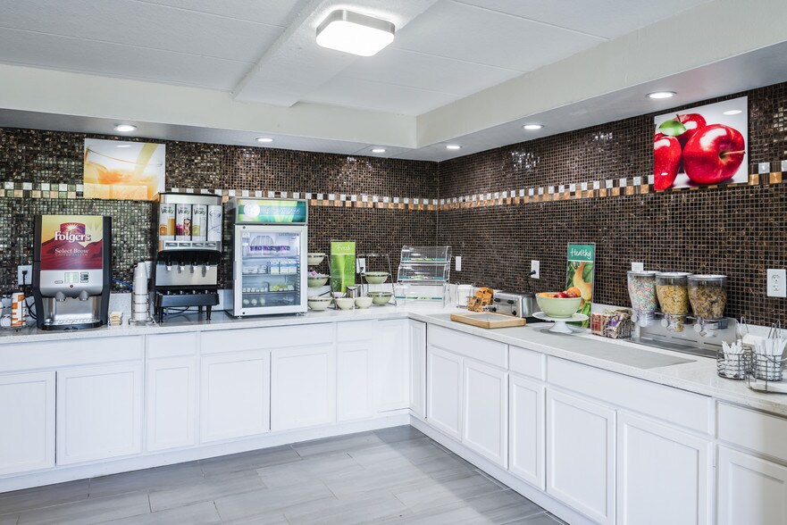 More Photos Of , Ruther Glen Unknown For Sale