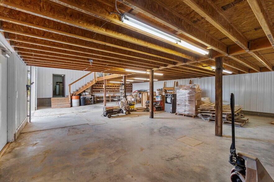 More Photos Of 250 West St, Frohna Office For Sale