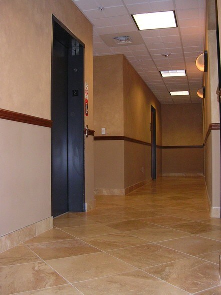 More Photos Of 295 Bradley Blvd, Richland Office For Lease