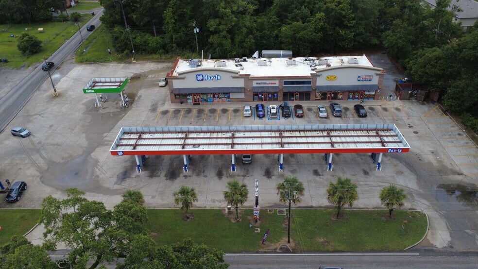 More Photos Of 3305 St. Stephens Rd, Mobile Convenience Store For Lease