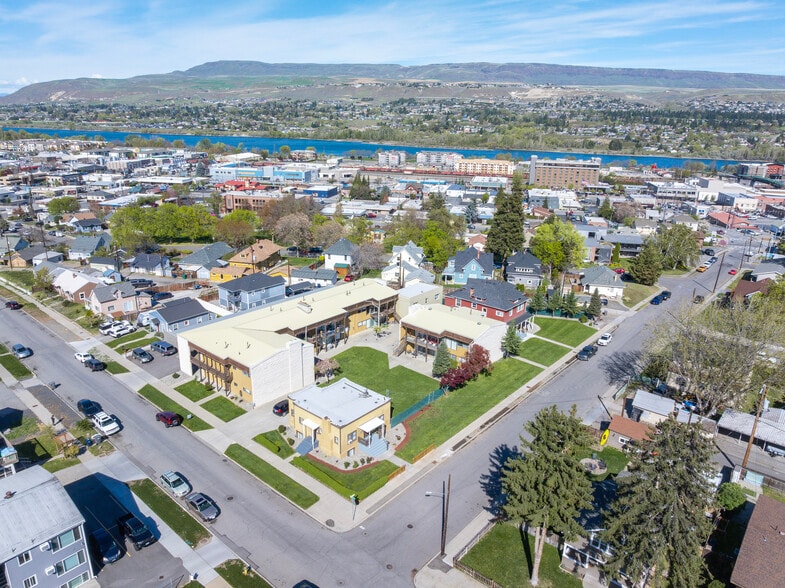 More Photos Of 211 N Delaware Ave, Wenatchee Apartments For Sale