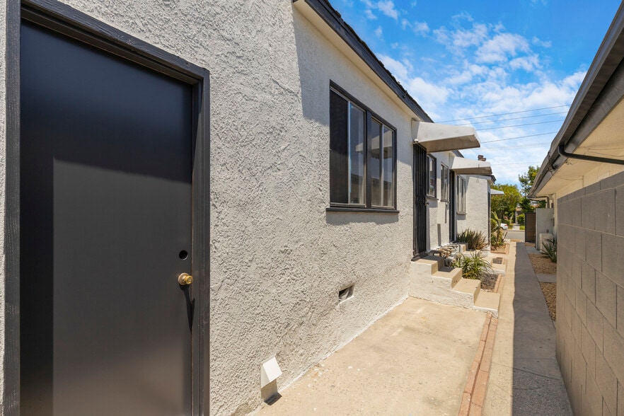 More Photos Of 1515 N Hollywood Way, Burbank Apartments For Sale