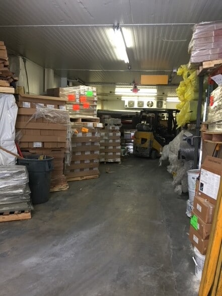 More Photos Of 221 Washington St, Mount Vernon Warehouse For Sale