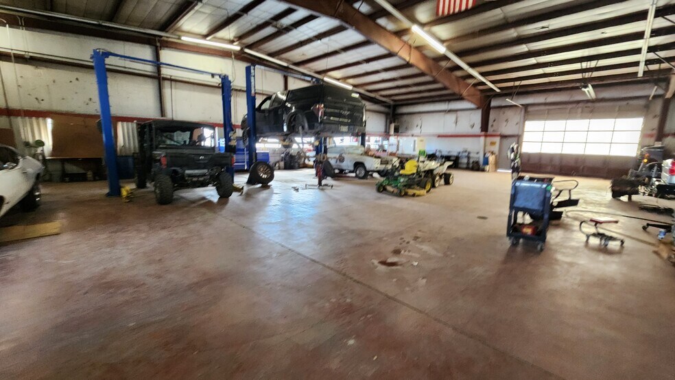 More Photos Of 3915 W Wall St, Midland Auto Dealership For Sale