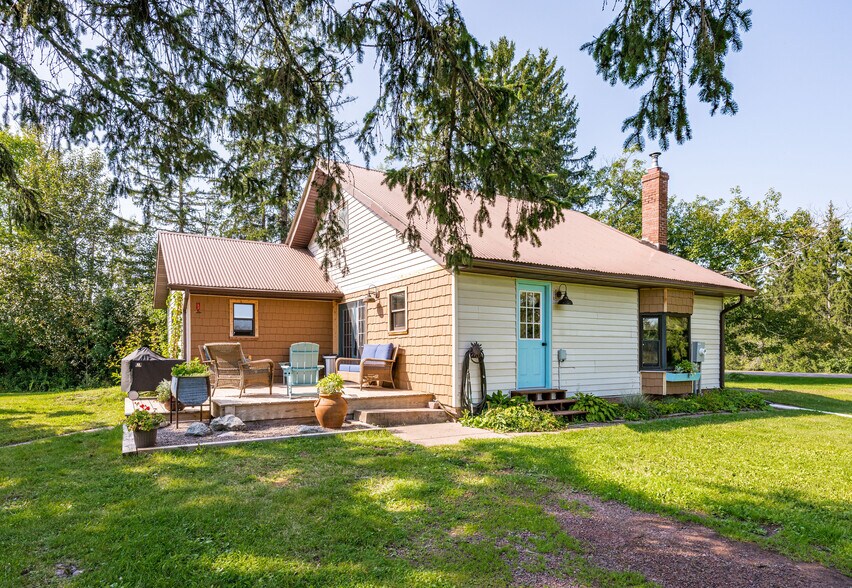 More Photos Of 60445 E Summit Rd W, Ashland Lodge Meeting Hall For Sale
