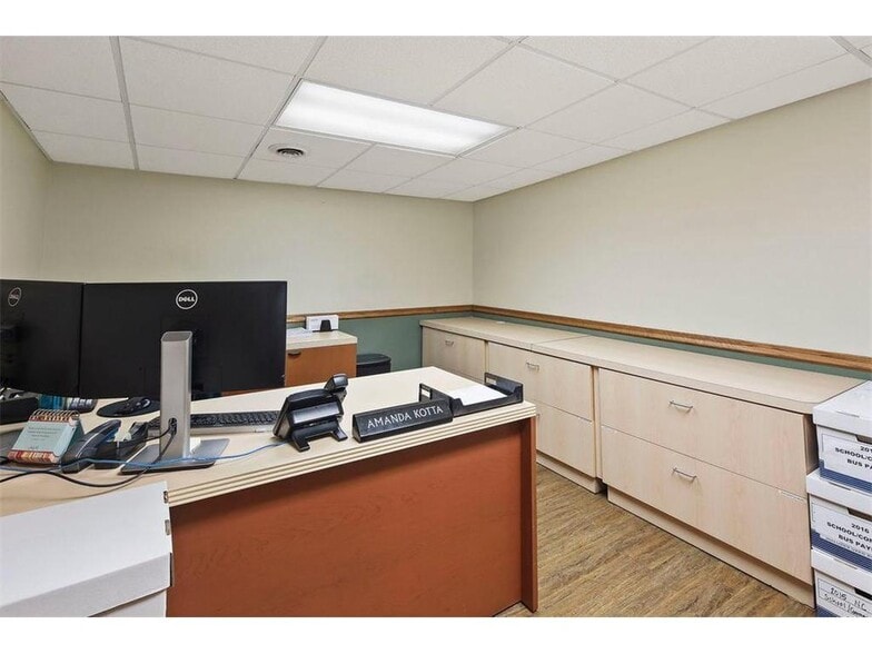 More Photos Of 2629 Clearwater Rd, Saint Cloud Warehouse For Lease