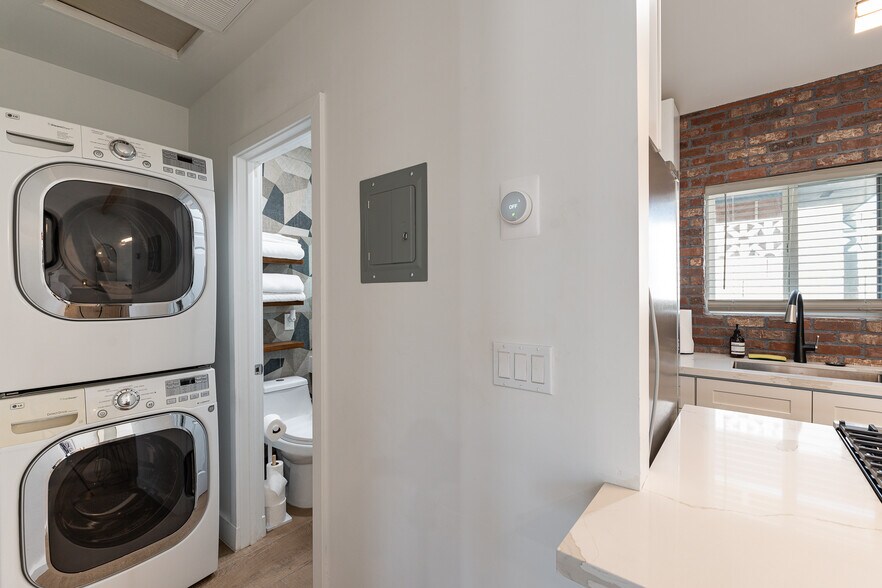 More Photos Of 1534 W Osborn Rd, Phoenix Apartments For Sale