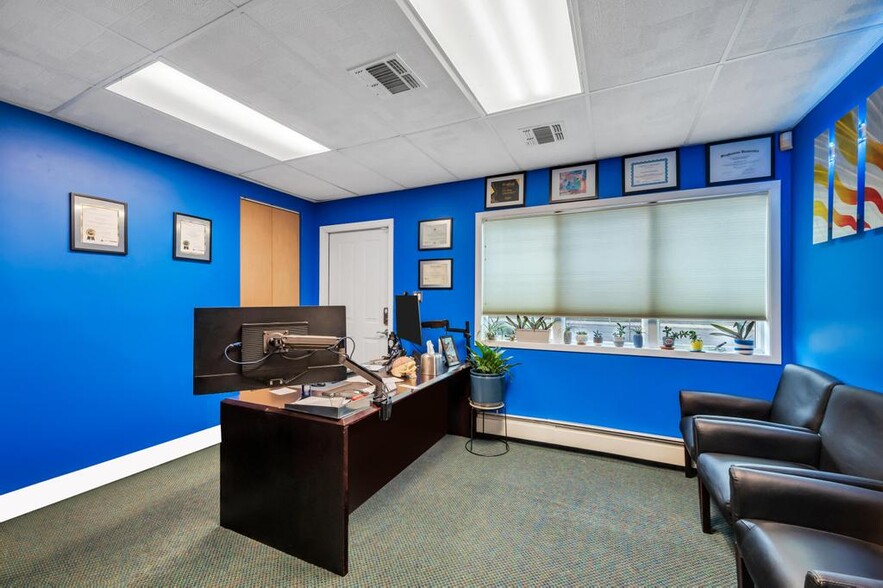 More Photos Of 2539 Middle Country Rd, Centereach Office For Sale