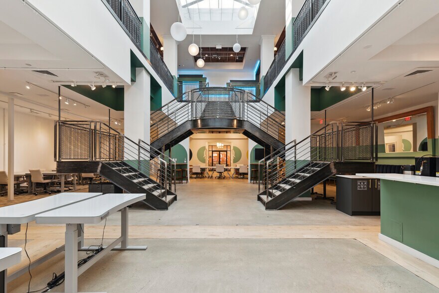 More Photos Of 4230 Main St, Philadelphia Restaurant For Sale