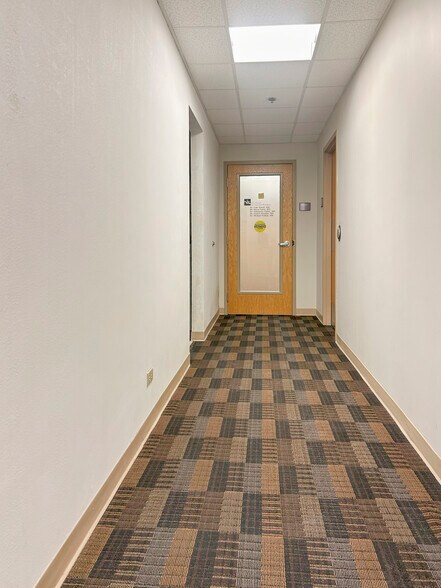 More Photos Of 333 Chestnut St, Hinsdale Medical For Lease