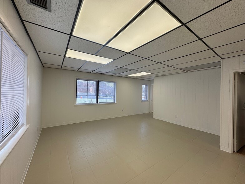 More Photos Of 201 Westfield St, West Springfield General Retail For Lease