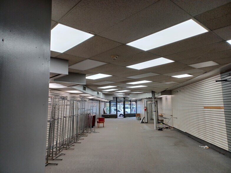 More Photos Of 6 S 4th Ave, Mount Vernon General Retail For Lease
