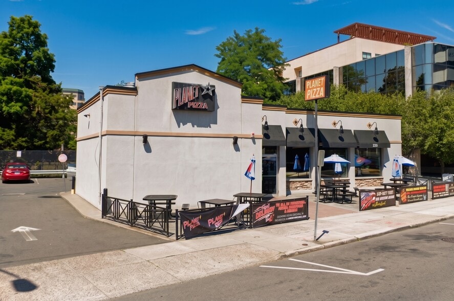 Primary Photo Of 920 Summer St, Stamford Freestanding For Lease