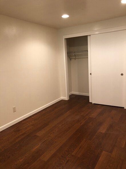 More Photos Of 12030 32nd Ave NE, Seattle Apartments For Sale