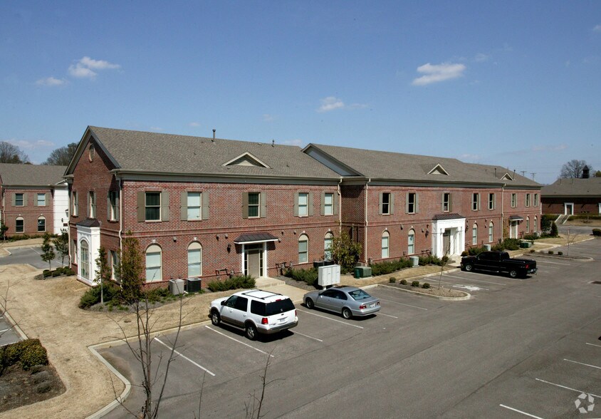 More Photos Of 9049-9063 Valley Crest Ln, Germantown Office For Lease