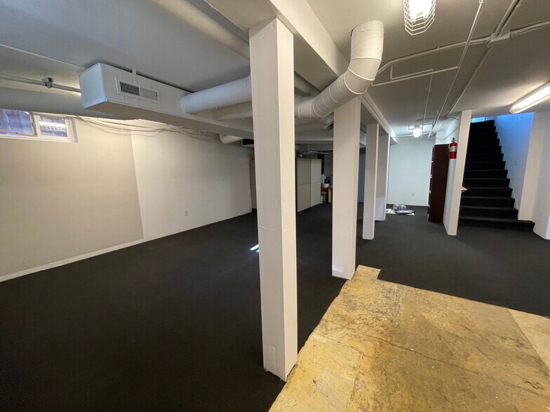 More Photos Of 226 California Ave, Reno Office For Lease