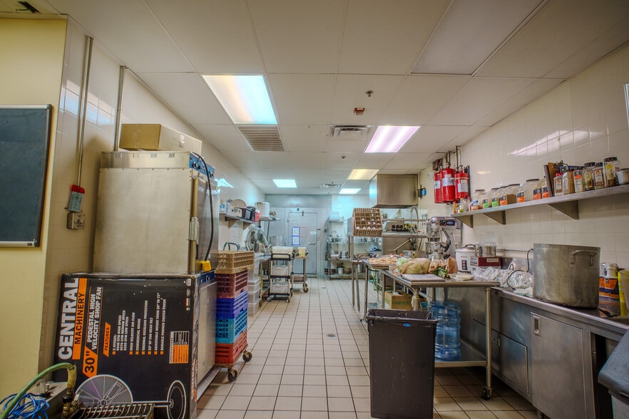 More Photos Of 891 De Marco Dr, Henderson Restaurant For Lease