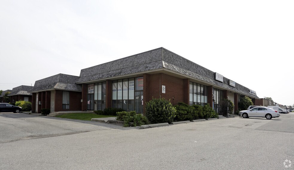 More Photos Of 1616 Matheson Blvd, Mississauga Manufacturing For Lease