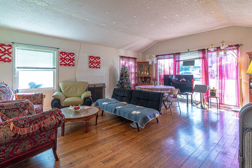More Photos Of , Santa Rosa Unknown For Sale
