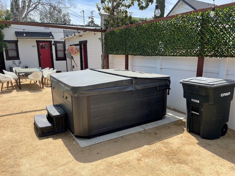 More Photos Of 183 N Waverly St, Orange Apartments For Sale