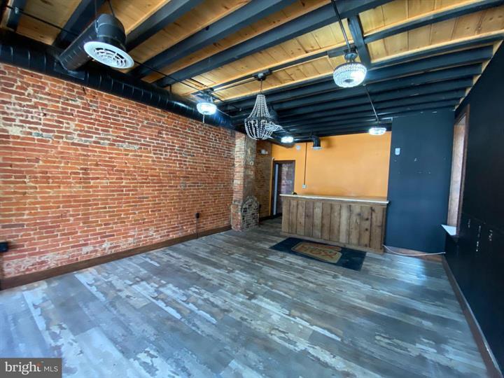 More Photos Of 39 N 4th St, Camden Storefront Retail Residential For Lease