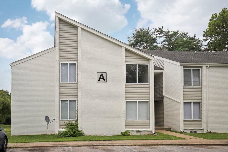 More Photos Of 1001 W 9th St, Russellville Apartments For Sale
