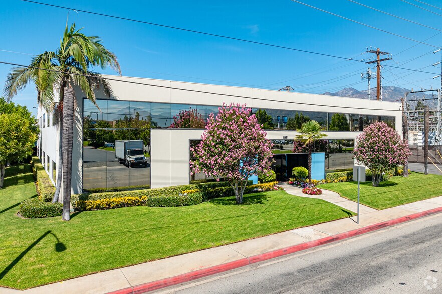 More Photos Of 1711 S Mountain Ave, Monrovia Office For Sale
