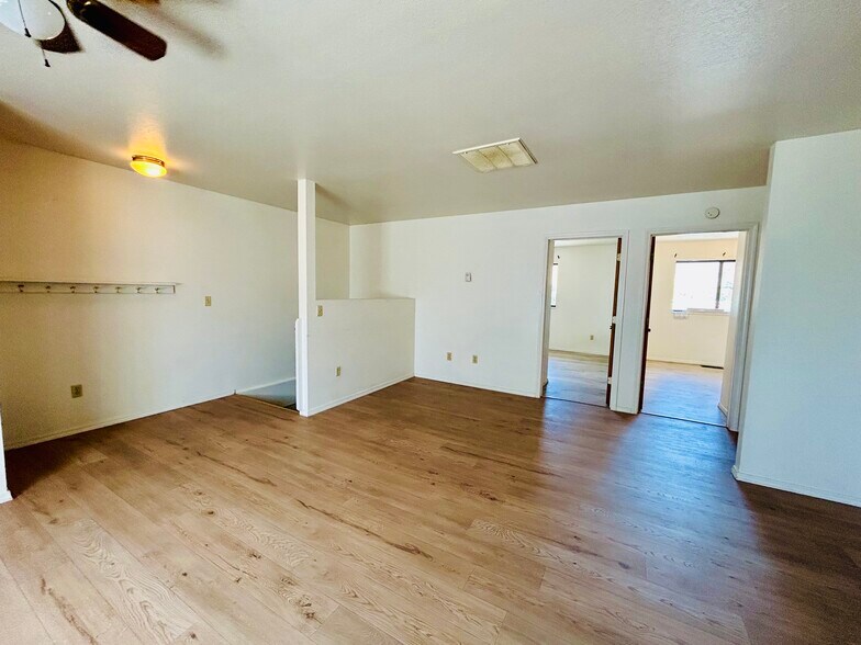 More Photos Of 547 W 4th St, Winnemucca Storefront Retail Residential For Sale