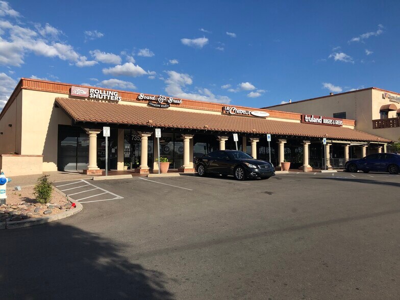 More Photos Of 7250-7356 N Oracle Rd, Tucson Unknown For Lease