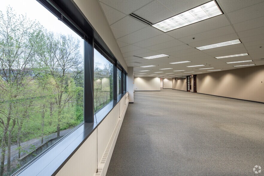 Photo of 4th Floor Ste 400
