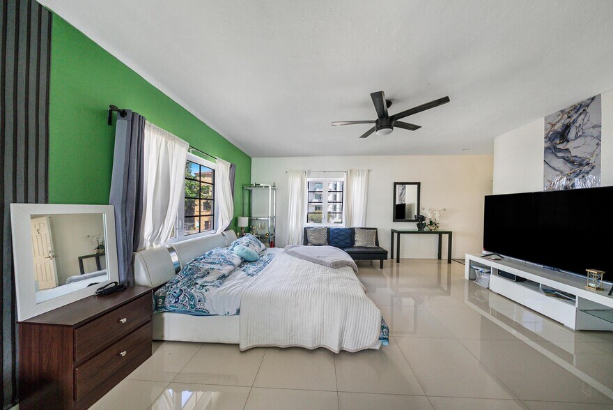 More Photos Of 7124 Bay Dr, Miami Beach Apartments For Sale