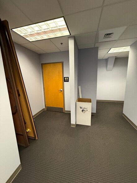 More Photos Of 1880 W Oak Pky, Marietta Loft Creative Space For Lease