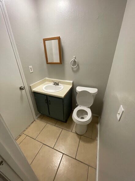 More Photos Of 1308 N Carol Ave, Monahans Apartments For Sale