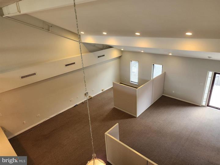 More Photos Of 2555-2575 Chain Bridge Rd, Vienna Medical For Sale