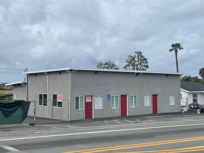 Primary Photo Of 1990 S Santa Fe Ave, Vista Freestanding For Lease