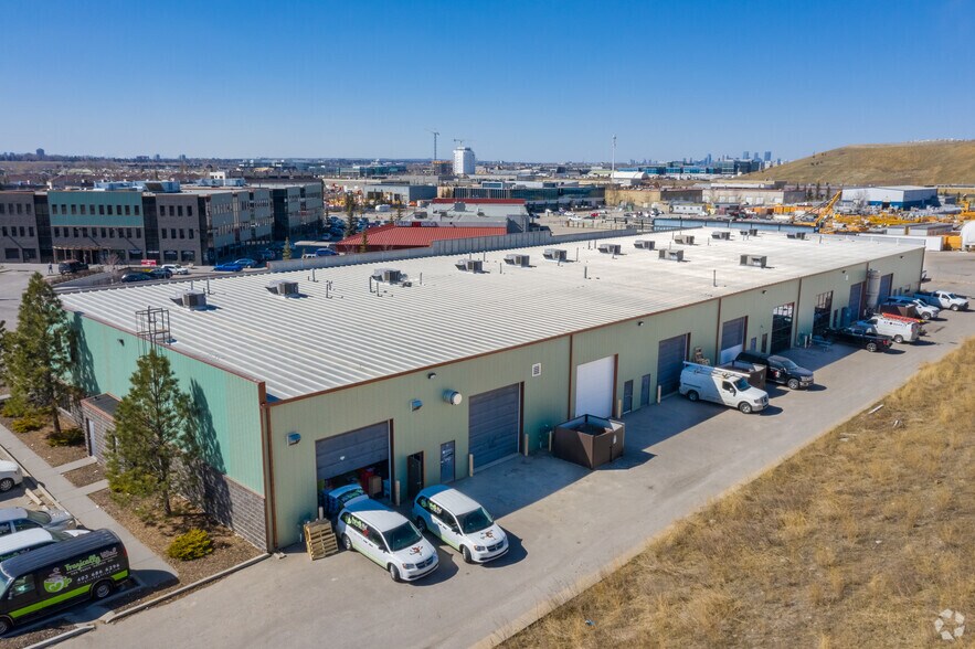 More Photos Of 11410 27th St SE, Calgary Warehouse For Sale