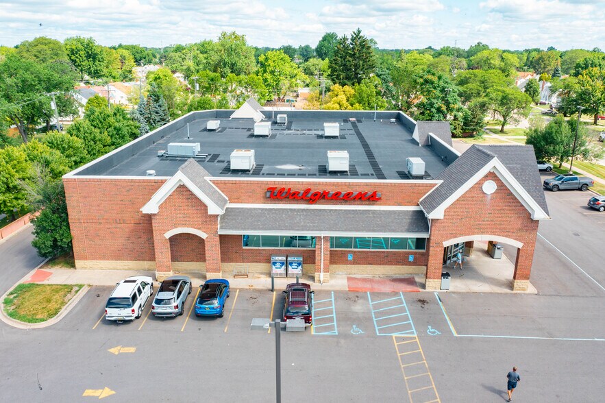 More Photos Of 20030 Ecorse Rd, Taylor Drugstore For Sale