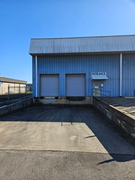 More Photos Of 1101 Putman Dr NW, Huntsville Warehouse For Sale