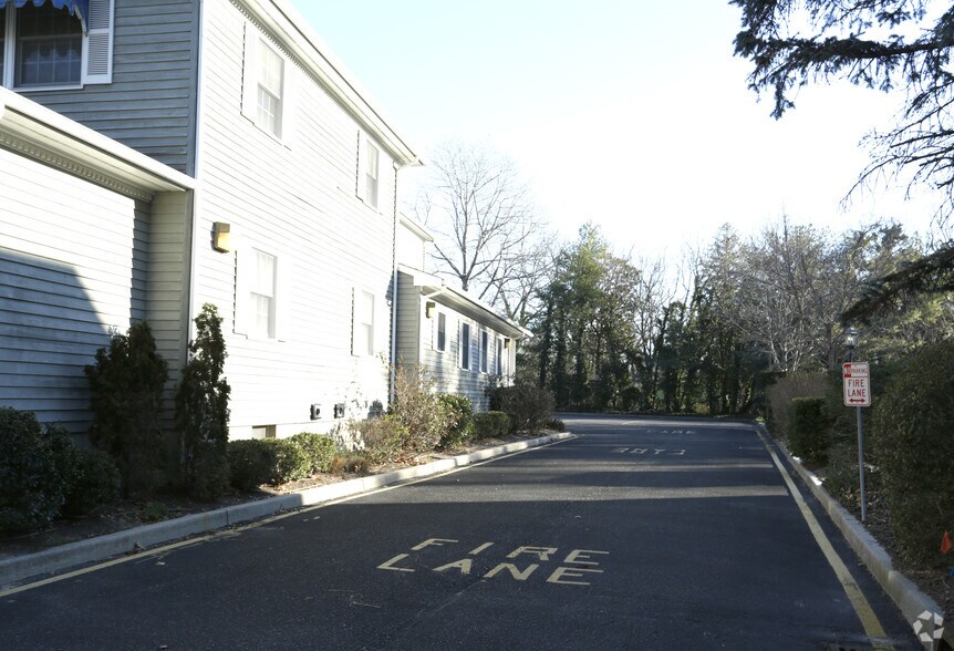 More Photos Of 615 Main St, Toms River Office For Sale